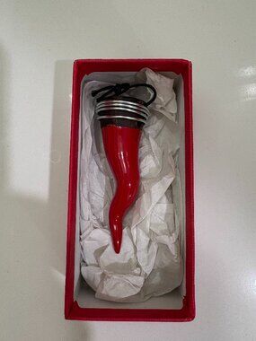 Di Virgilio Red Italian Cornicello Horn Charm / Ornament in Box